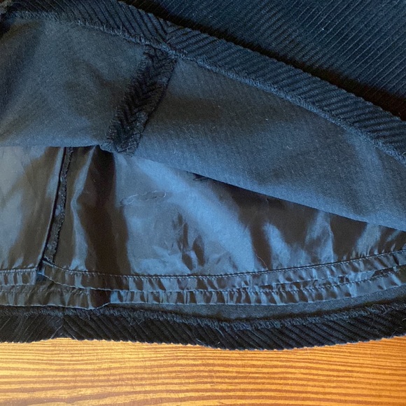 H&M Vintage A-Line Corduroy Skirt, SZ: 4 - Picture 4 of 5